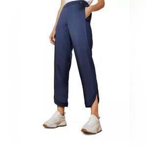 TED BAKER London - Giana Contrast Trim Relaxed Jogger Pant in Navy. Size 0